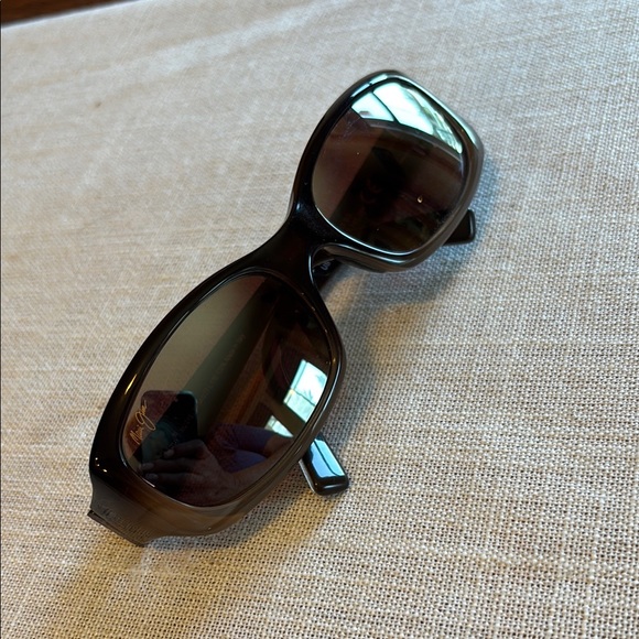 Maui Jim Punchbowl Maui rose lens glasses - Picture 7 of 11